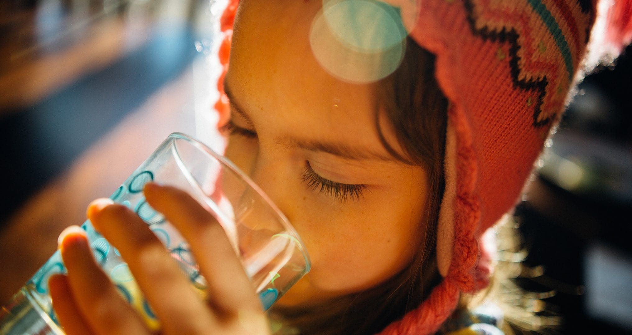child-drinking-fresh-water-from-Hydr8-Bottleless-water-cooler child drinking fresh water